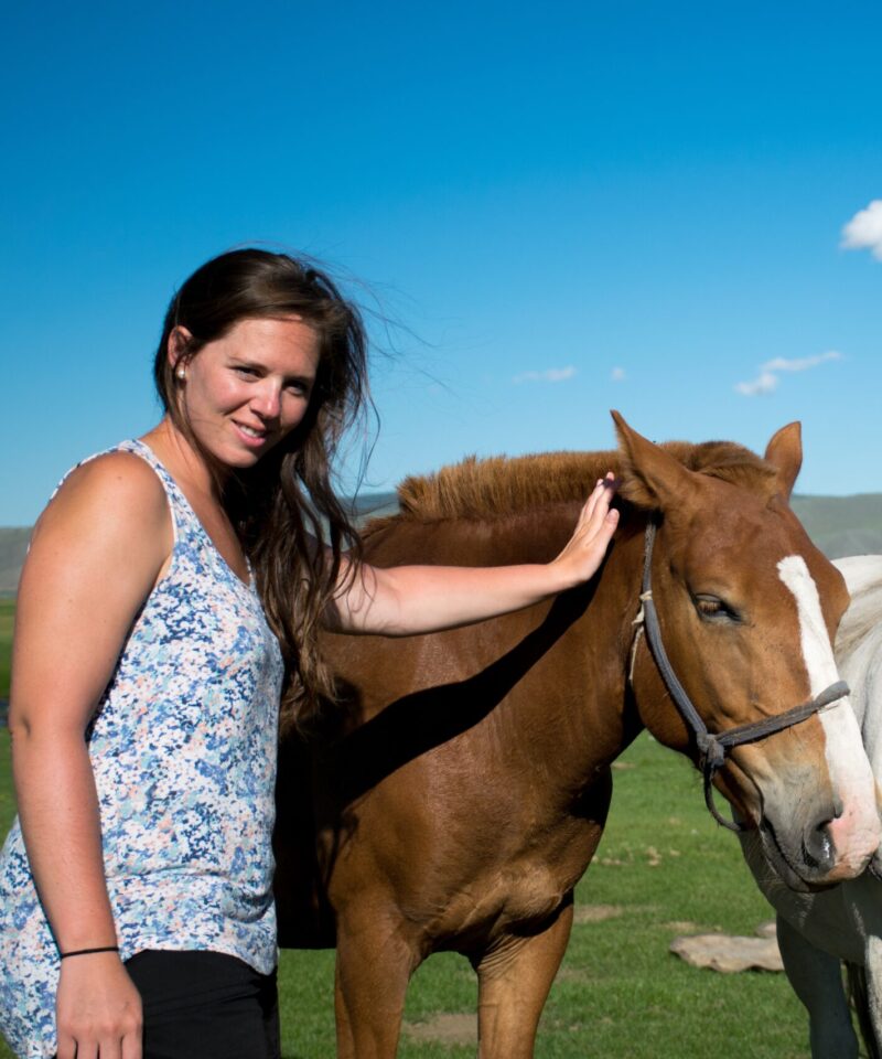 horseback riding in mongolia