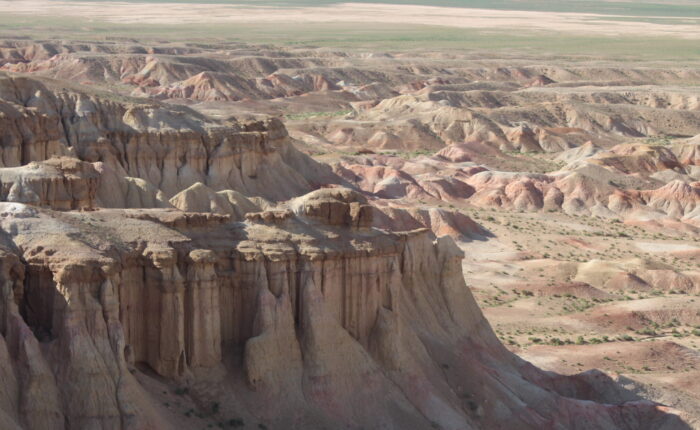 Tsagaan suvarga, white stupa